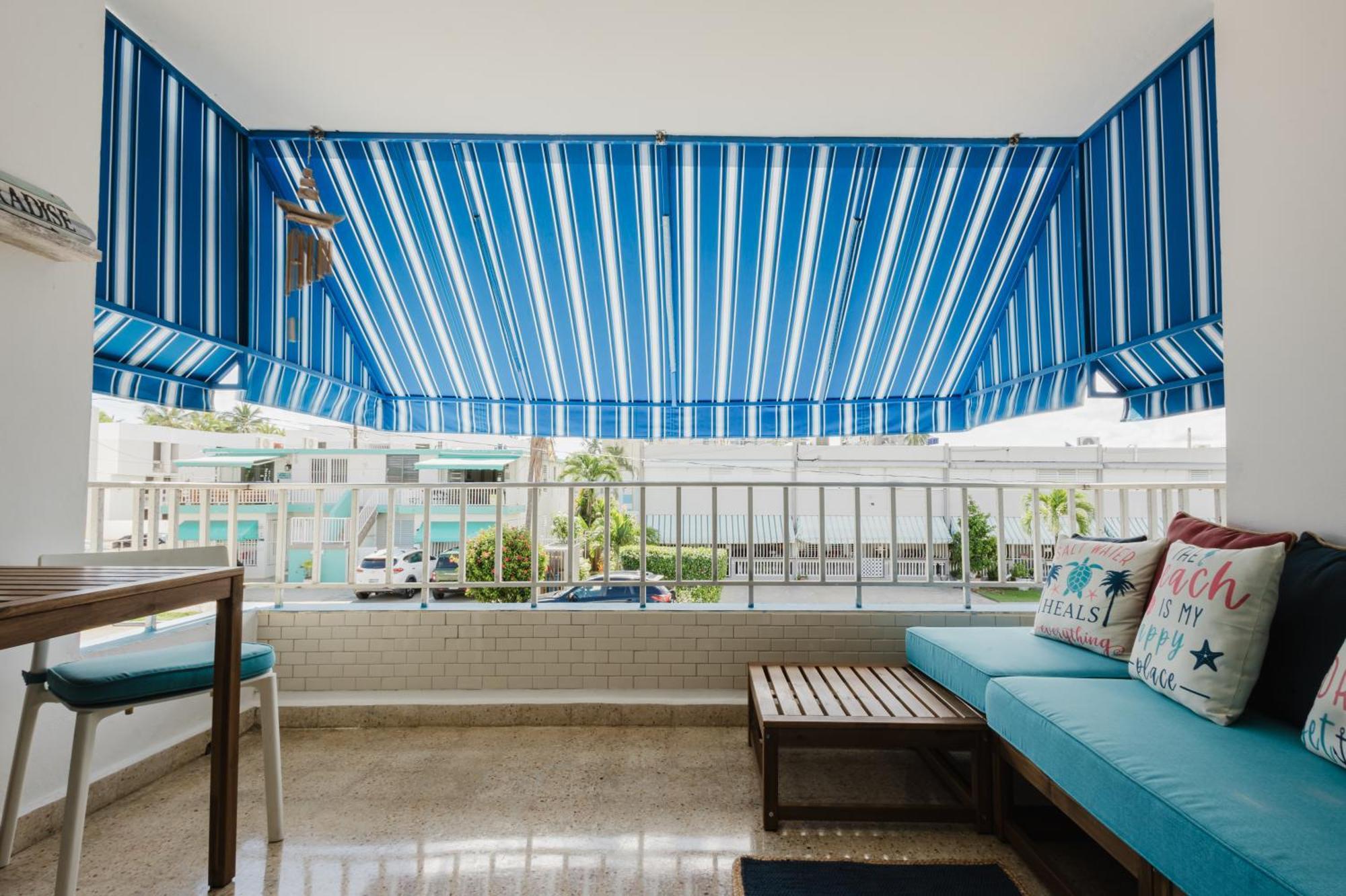 Oceanview Apartment Steps To The Beach لوكويللو المظهر الخارجي الصورة